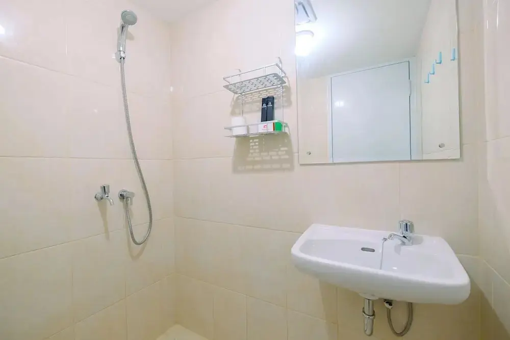 Бекаси: Cozy Studio Springlake Summarecon Bekasi Apartment
