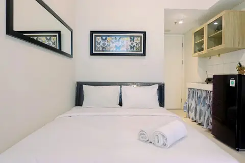 Stylish Studio The Springlake Summarecon Bekasi Apartment — фото 1