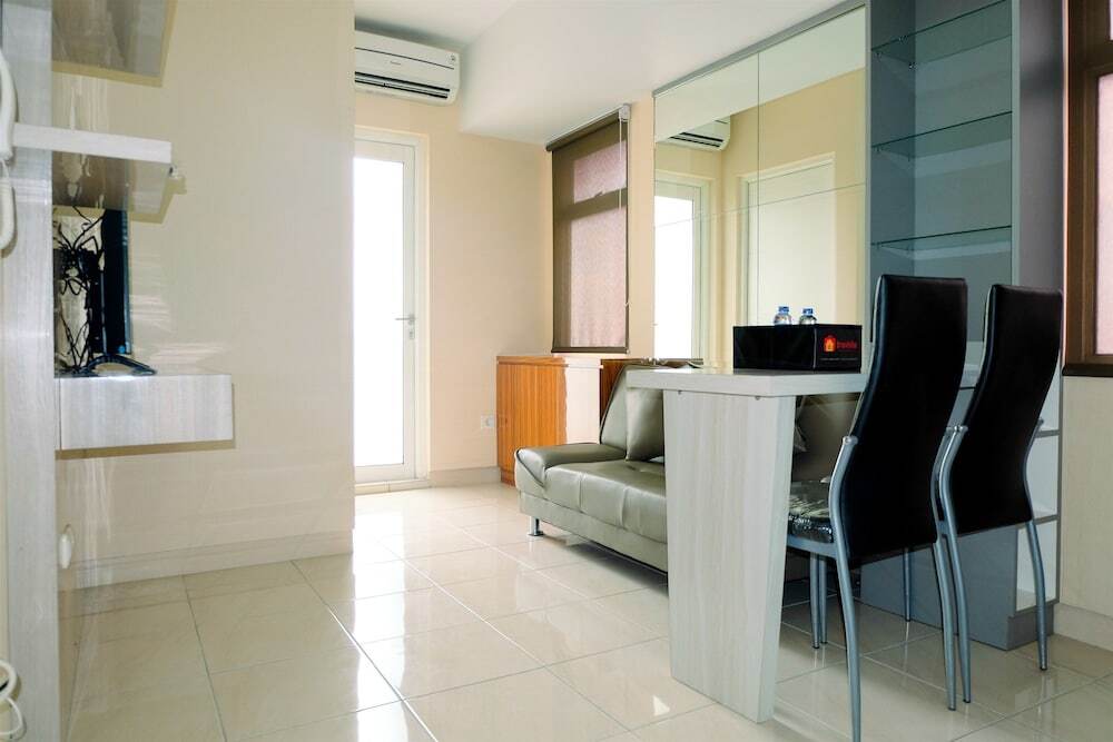 Бекаси: Exclusive 2BR Springlake Apartment