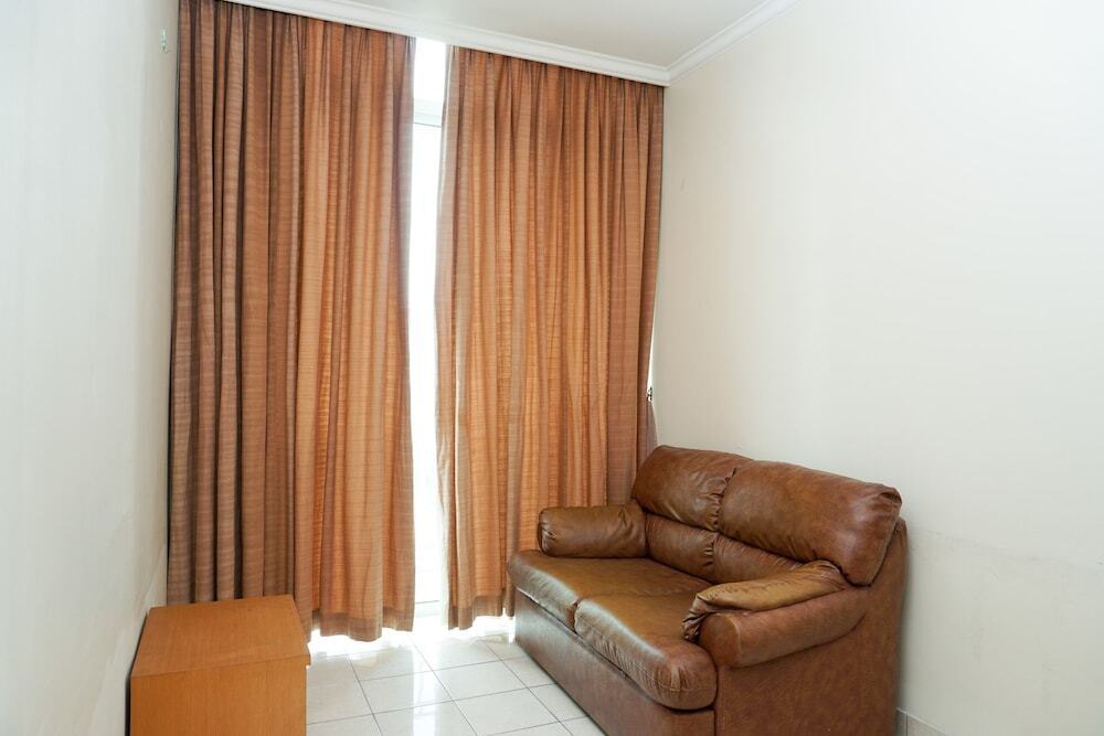 Джакарта: Homey 2br Ambassador 2 Apartment