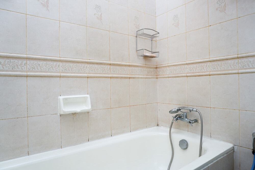 Джакарта: Cozy 2br Ambassador 2 Apartment