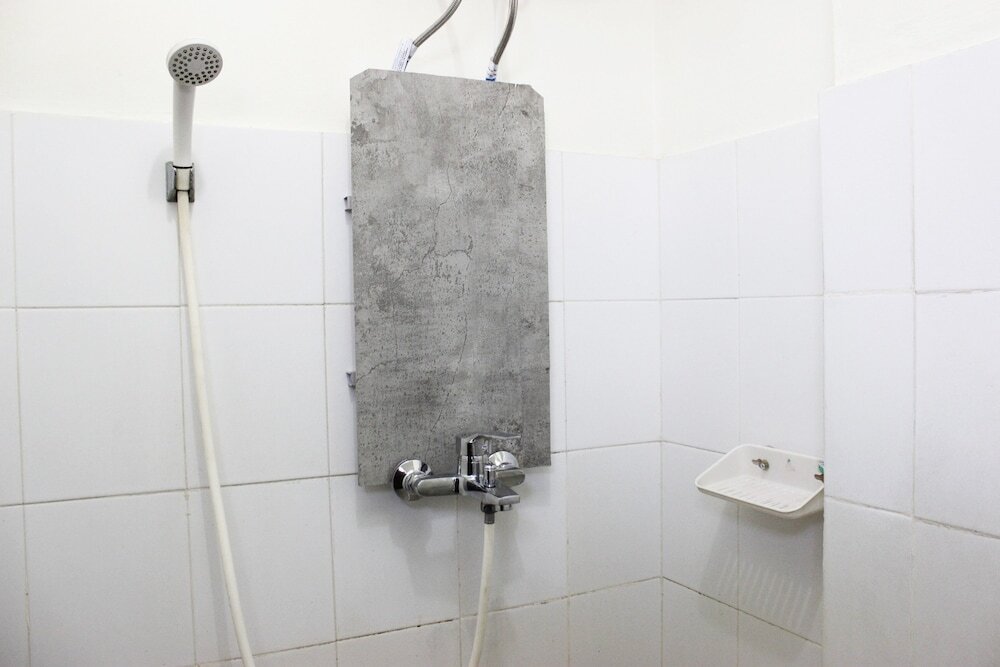 Бандунг: Minimalist 2BR Apartment at Gateway Ahmad Yani