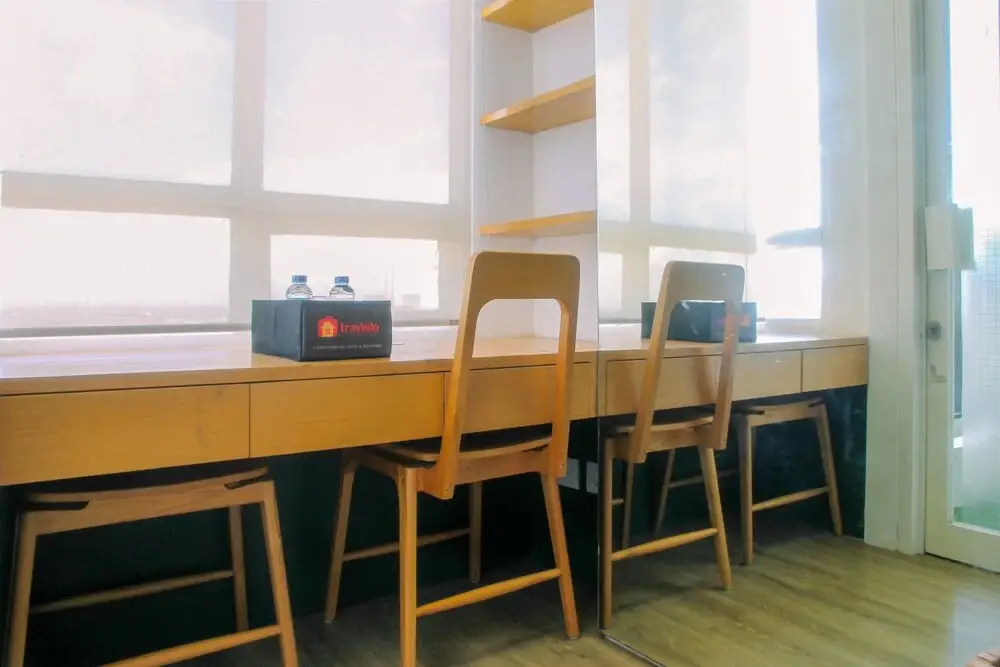 Депок: Compact And Artsy Studio Cinere Bellevue Apartment