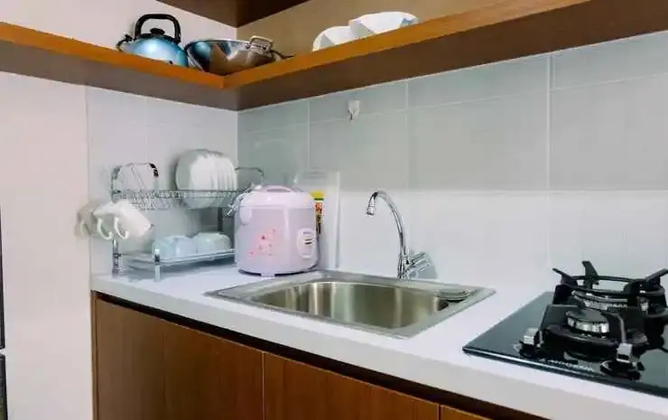 Legok: Spacious 3BR Asatti Apartment By Travelio