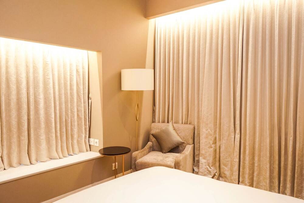 Джакарта: 2+1br 1 Park Avenue Apartment Near Gandaria City Mall