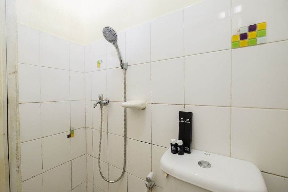 Джакарта: Spacious 2br Apartment @ Gading Nias Residence