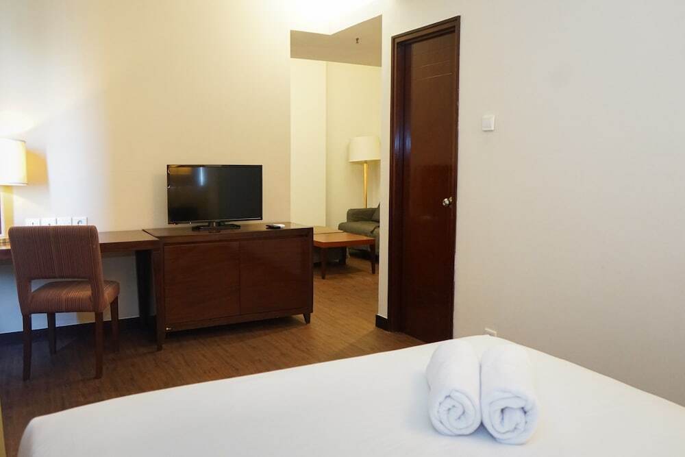 Джакарта: Ancol Marina 1Br Queen Bed Tower A