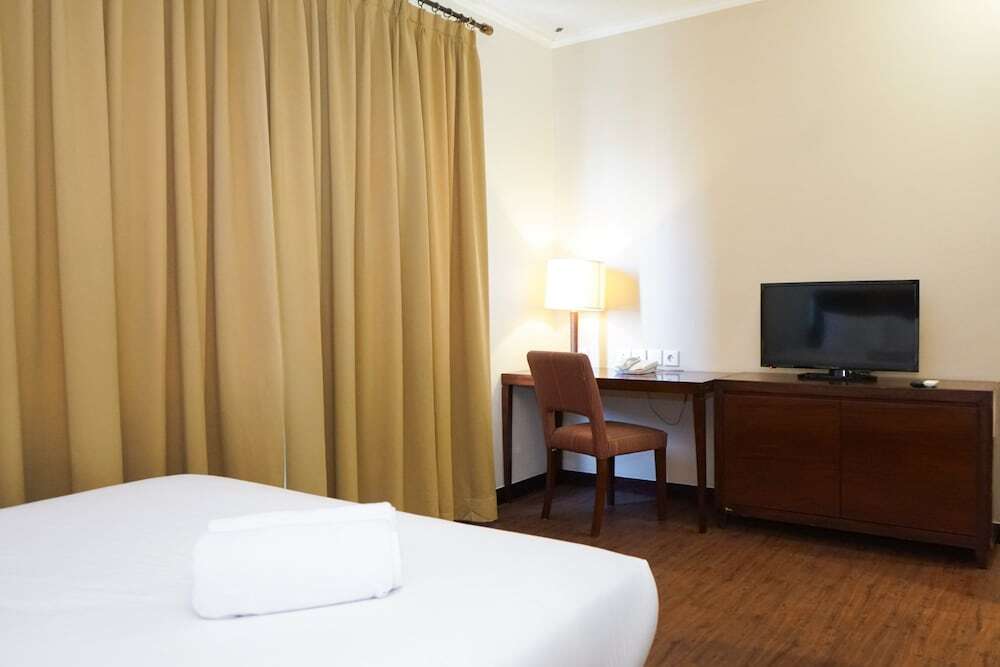 Джакарта: Ancol Marina 1Br Queen Bed Tower A