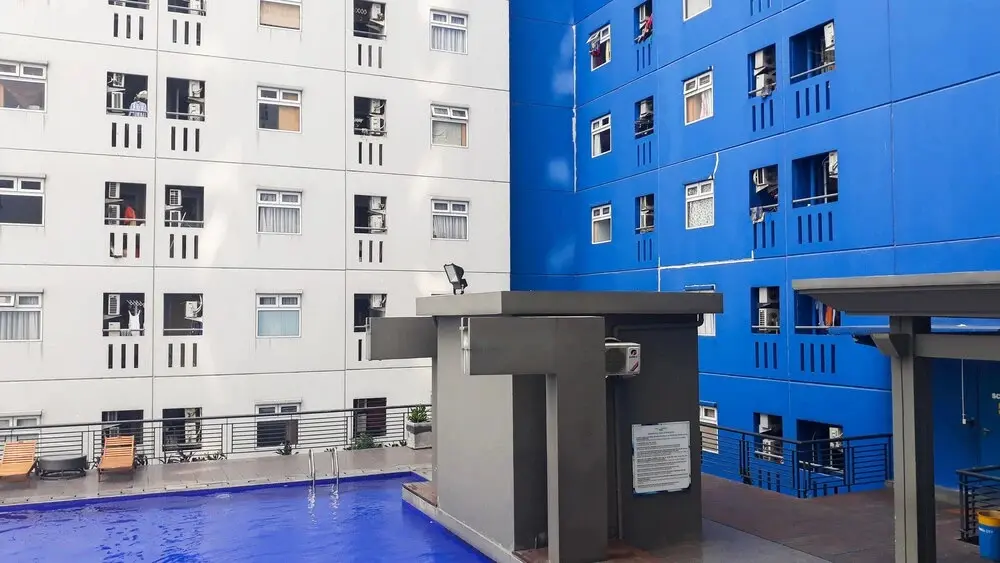 Джакарта: Comfy and Clean 2BR Green Pramuka Apartment