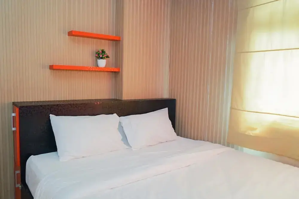 Джакарта: Comfy and Clean 2BR Green Pramuka Apartment
