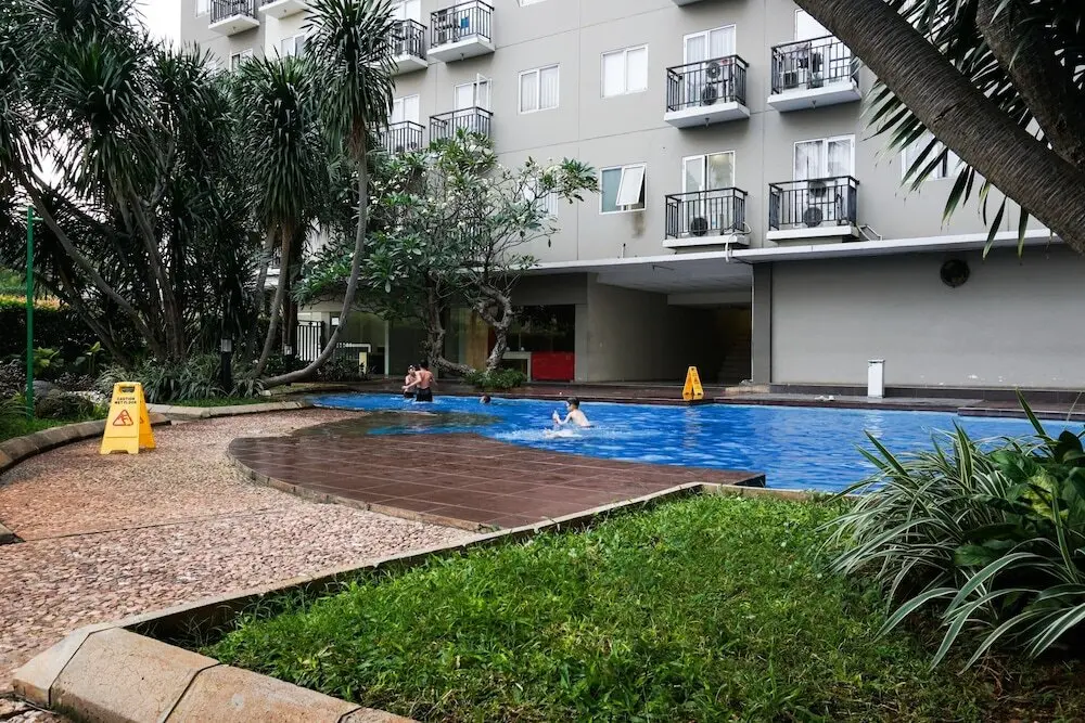 Джакарта: Spacious 1br City View Puri Park View Apartment Near Puri Indah Mall