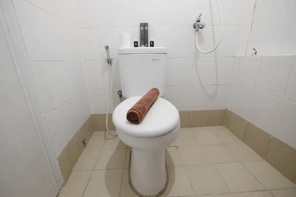 Джакарта: Simplicity Minimalist 2Br Bassura City Apartment