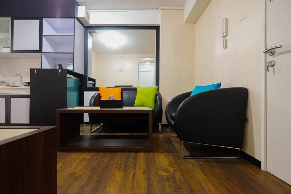 Джакарта: Simplicity Minimalist 2Br Bassura City Apartment