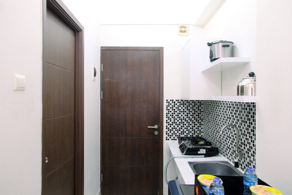 Южный Тангеранг: Best Location Studio Easton Apartment