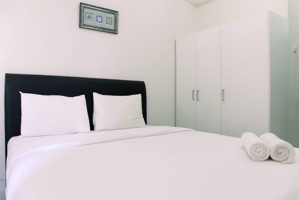 Южный Тангеранг: Best Location Studio Easton Apartment