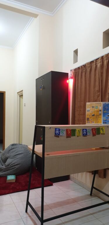 Проболинго: Happy Volcano Backpacker Dormitory - Hostel