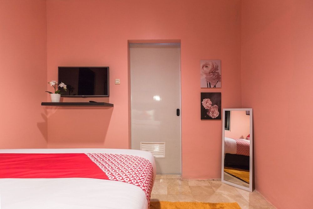 Джакарта: OYO 1491 Sandang Residence Near RS Patria IKKT