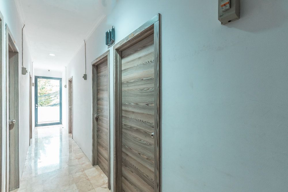Джакарта: OYO 1491 Sandang Residence Near RS Patria IKKT