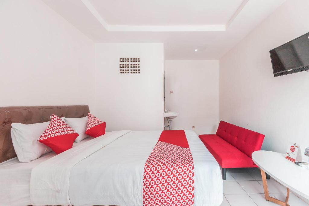 Бекаси: OYO 947 Angel Home Stay Syariah