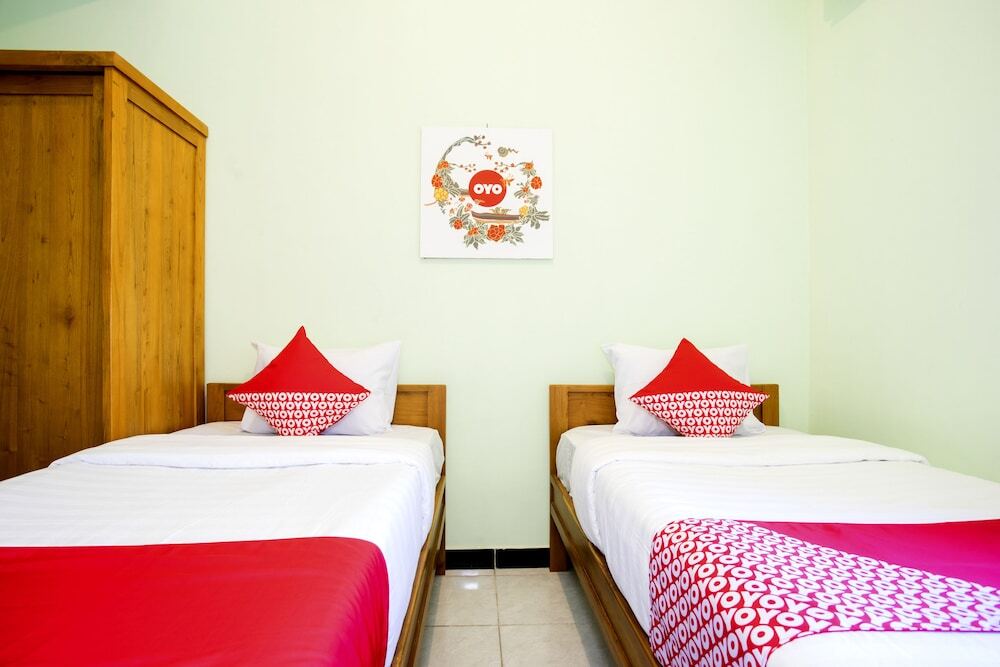Батуретно: OYO 1419 Rhona Guest House Syariah
