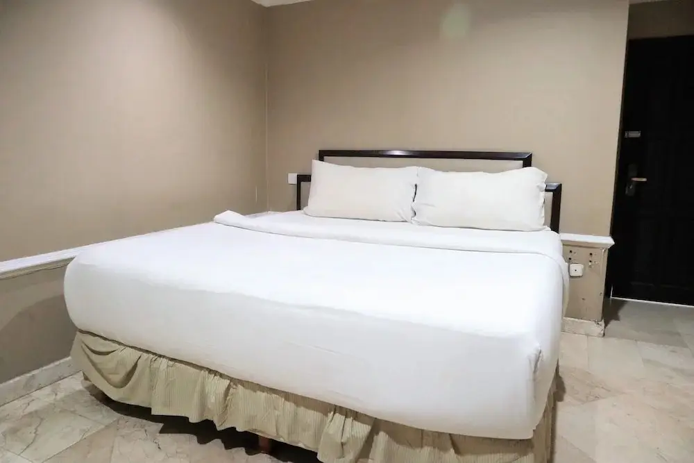 Сурабая: Hotel Istana Permata Dinoyo