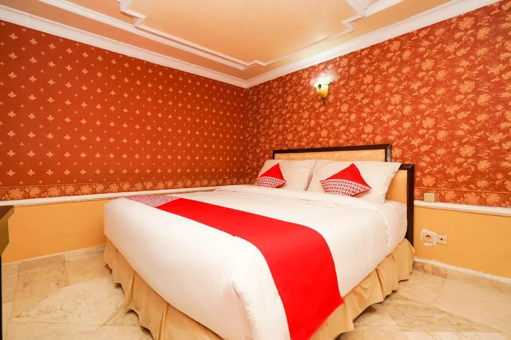 Сурабая: Hotel Istana Permata Dinoyo
