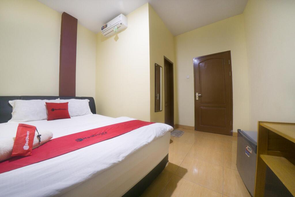 Горонтало: RedDoorz near TVRI Gorontalo