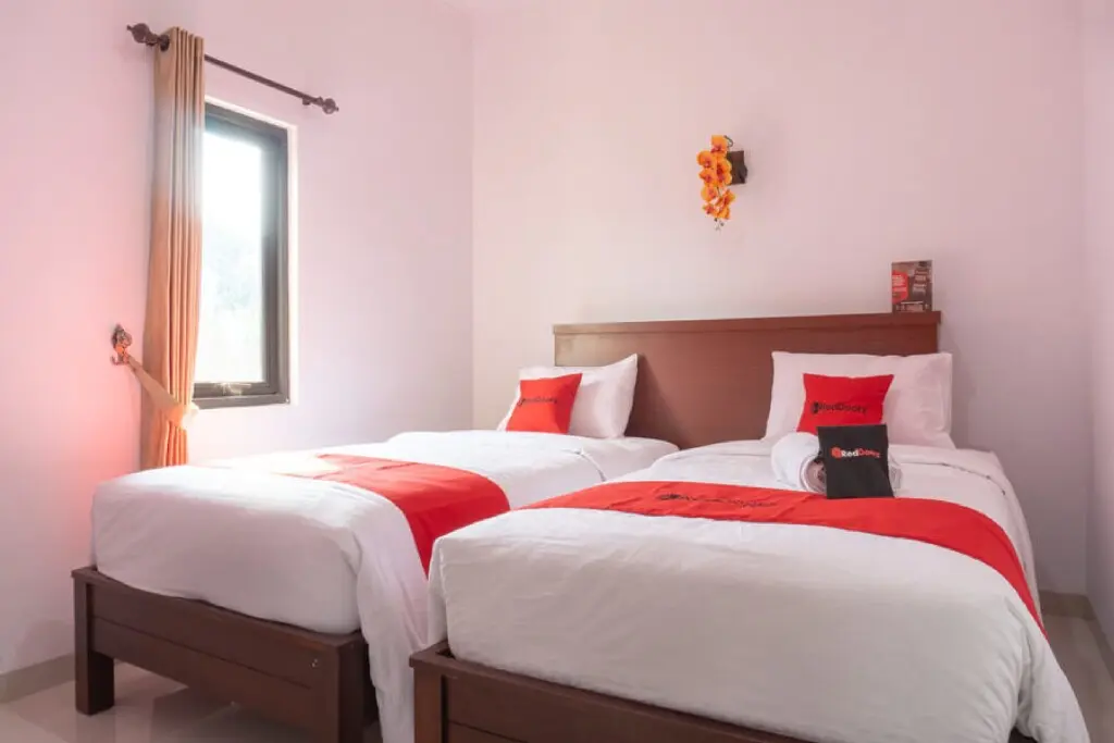 Бату: RedDoorz near Jawa Timur Park 3