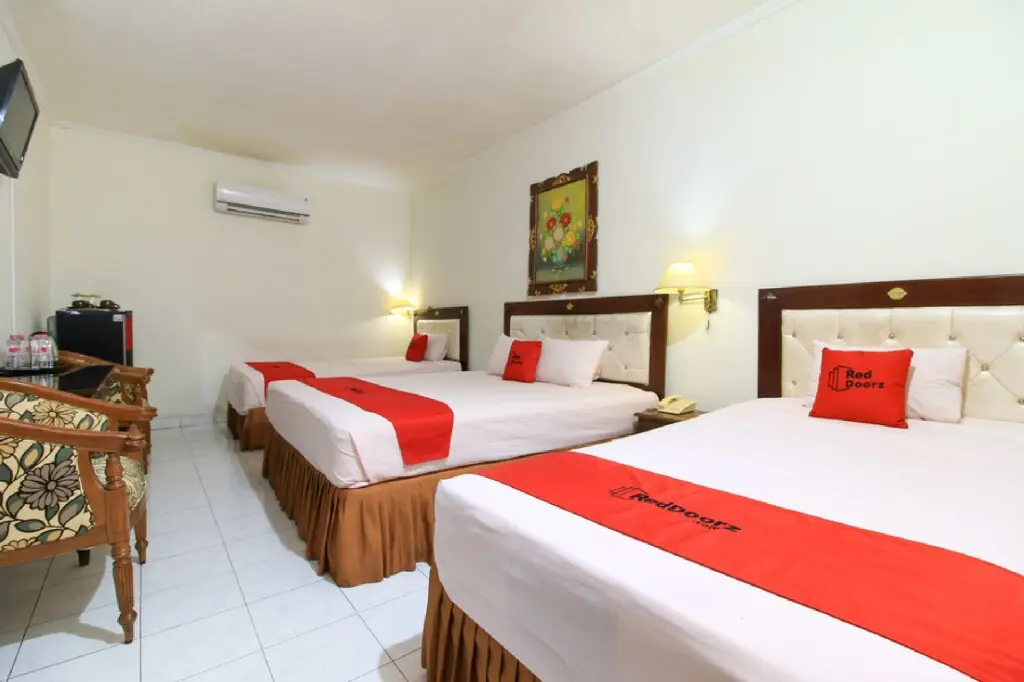 Клатен: RedDoorz near Klaten Train Station