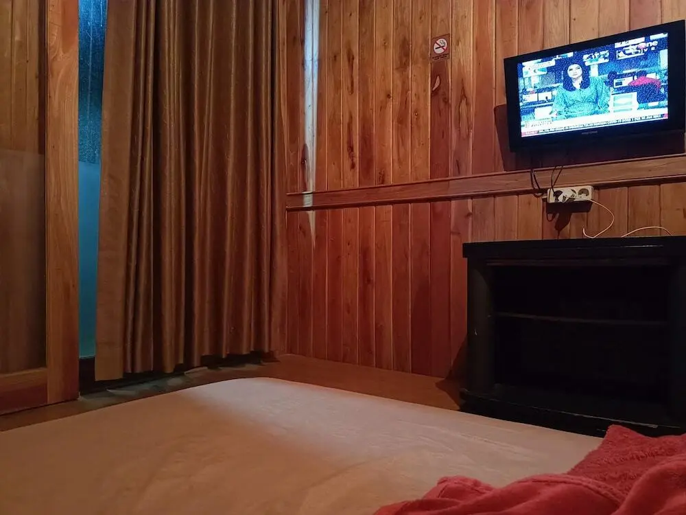 Цисурупан: ADK Papandayan Homestay & Tour
