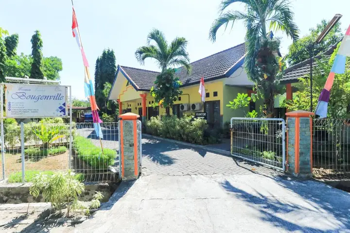 Сурабая: Wisma Bougenville