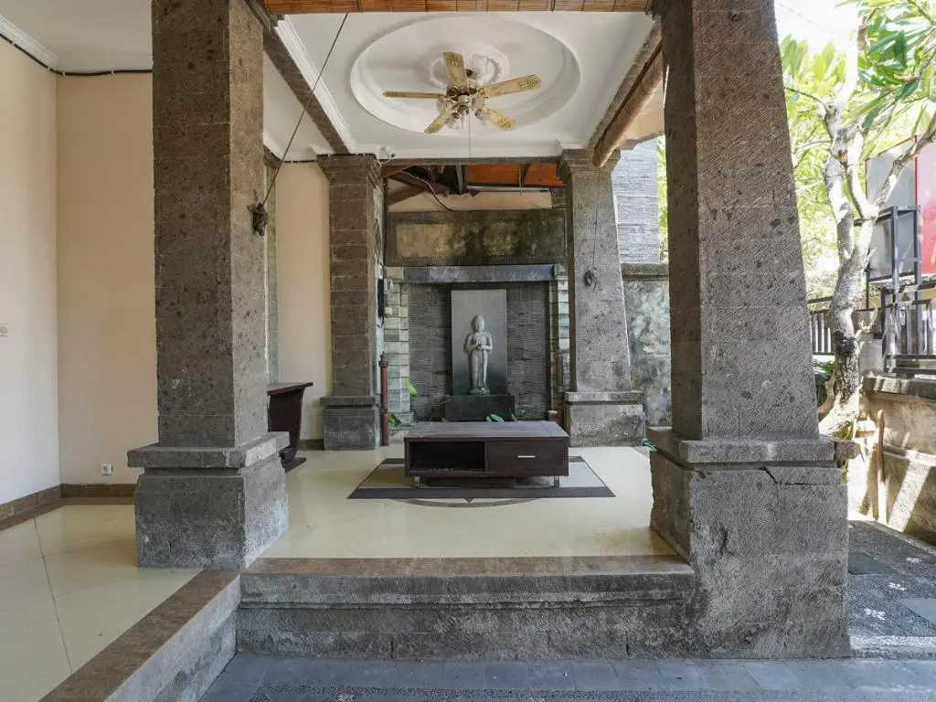 Батубулан: OYO 2321 Griya Shanti Homestay