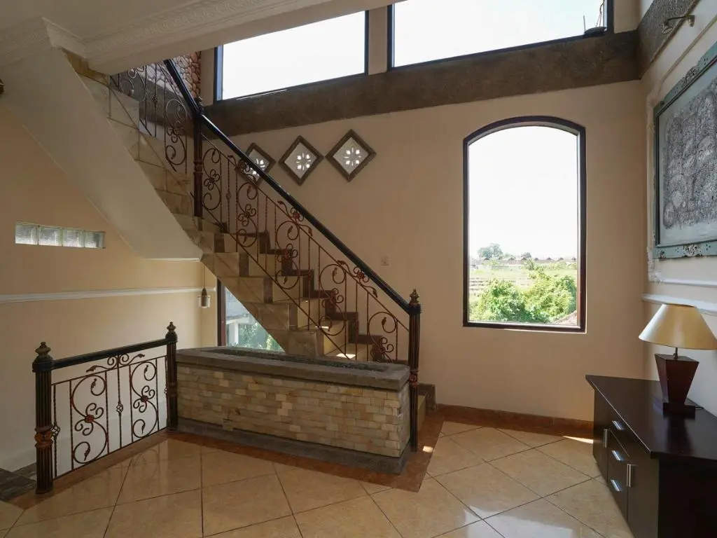 Батубулан: OYO 2321 Griya Shanti Homestay