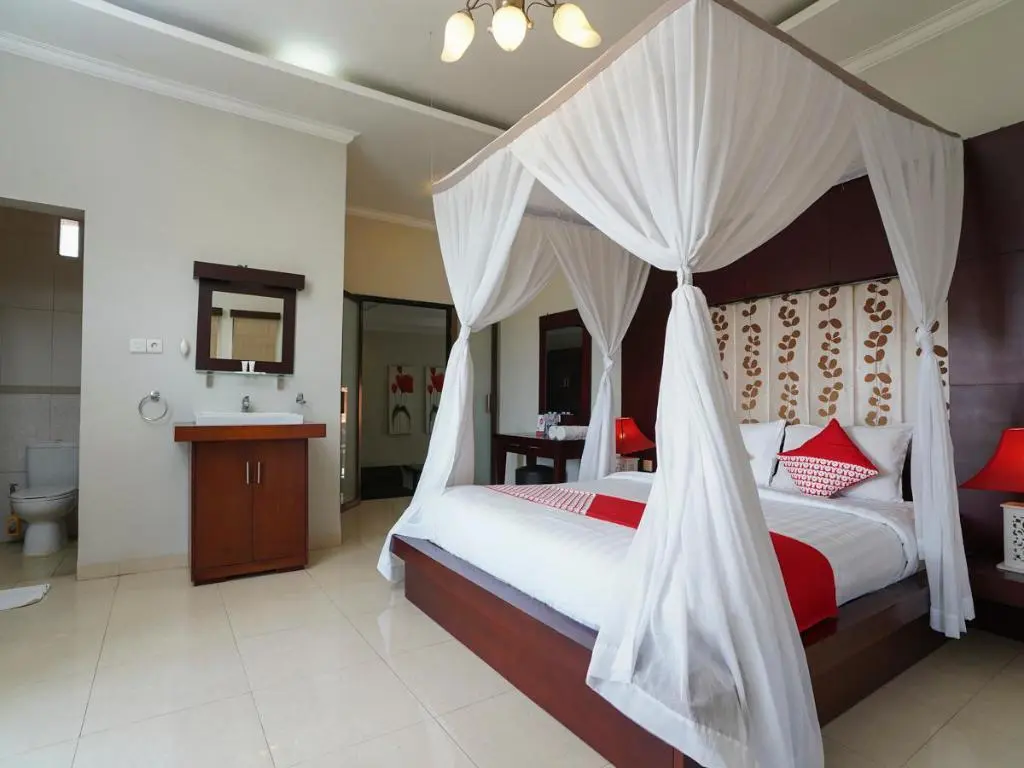 Батубулан: OYO 2321 Griya Shanti Homestay