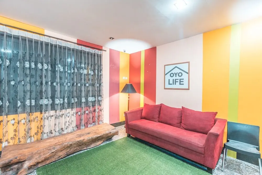 Джакарта: Oyo Life 1437 W Residence