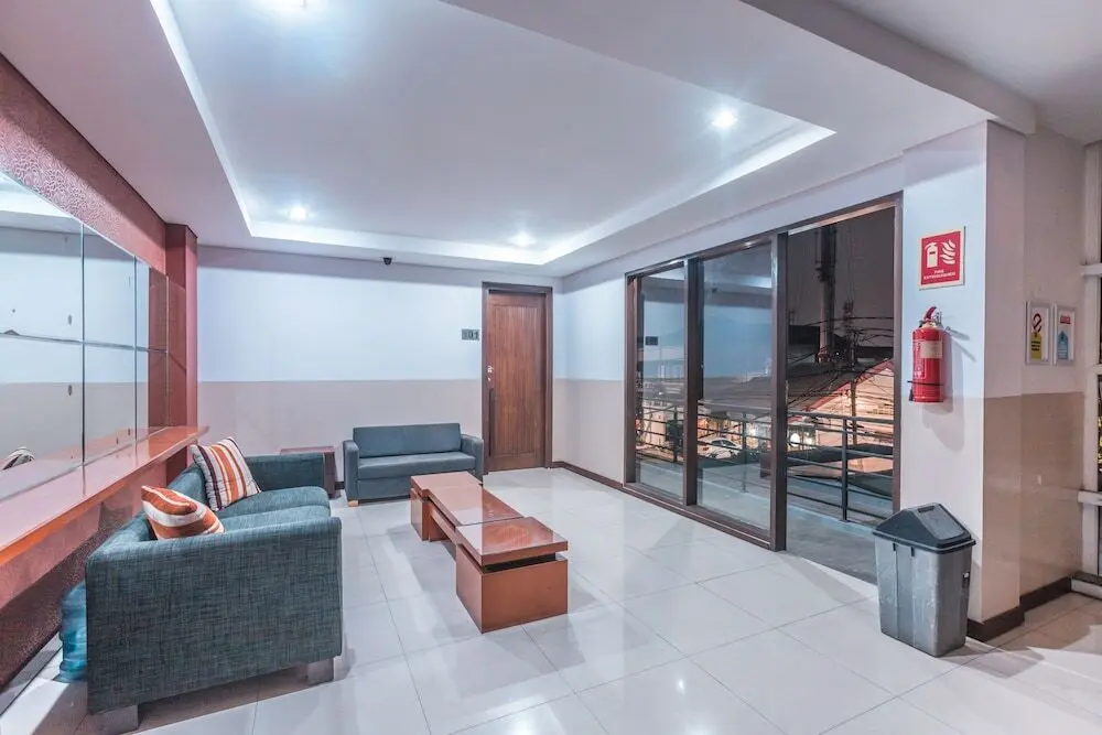 Джакарта: Oyo Life 1437 W Residence
