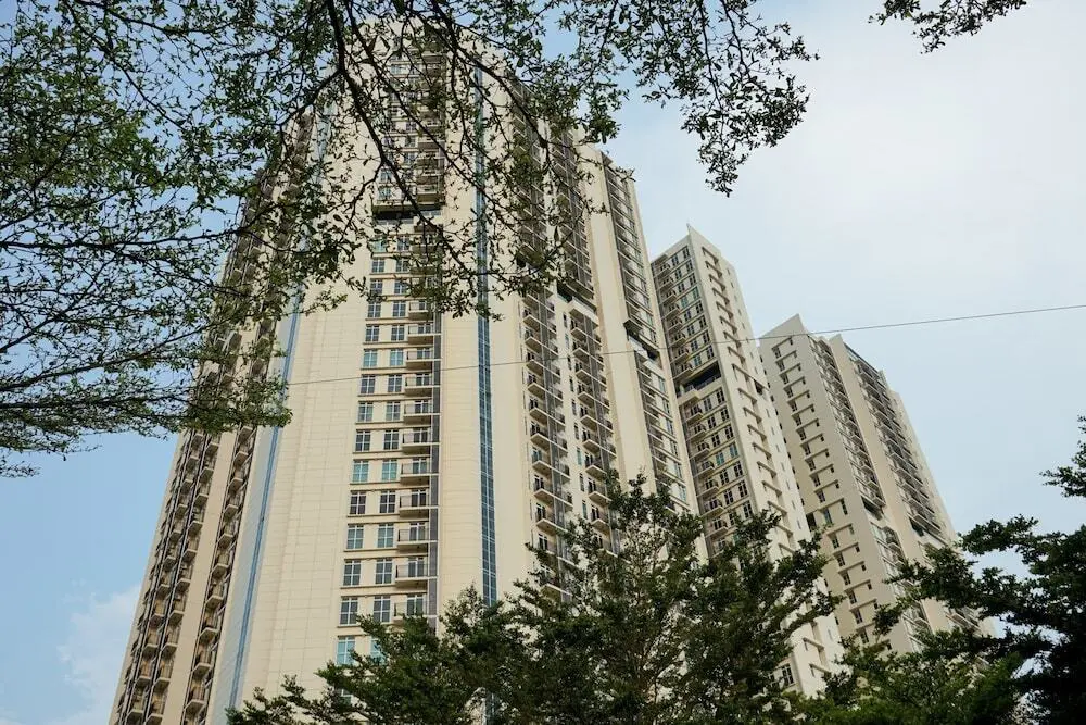 Джакарта: Minimalist Style Puri Orchard Studio Apartment