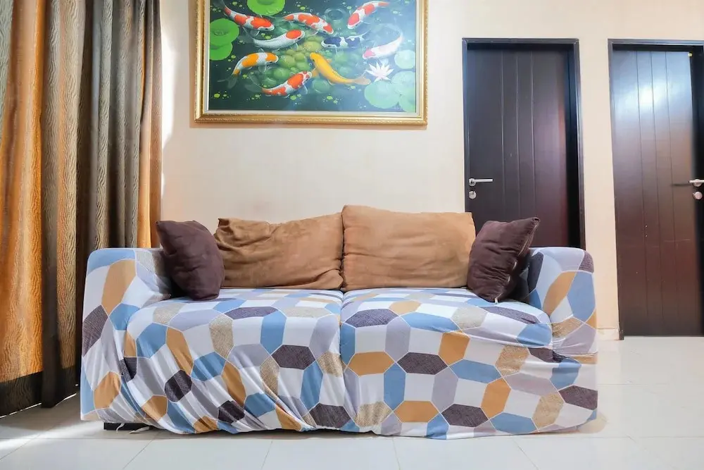 Джакарта: Homey 1br at Cervino Village Apartment