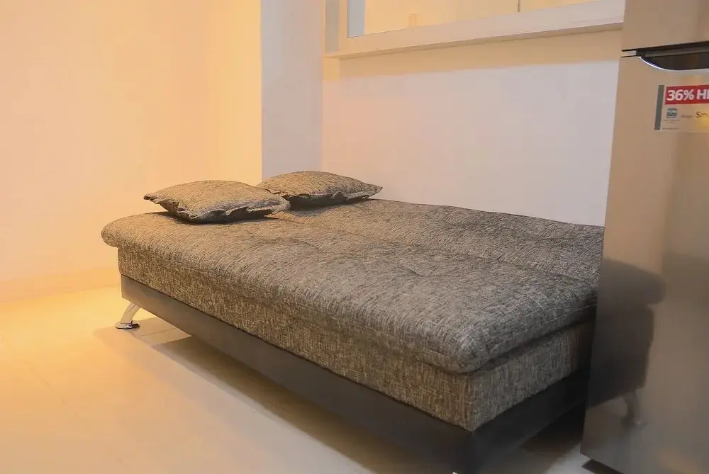 Джакарта: Pool View 2BR with Sofa Bed Bassura City Apartment