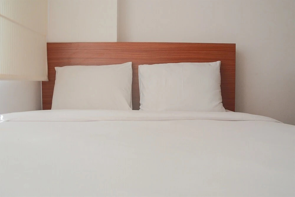 Джакарта: Pool View 2BR with Sofa Bed Bassura City Apartment