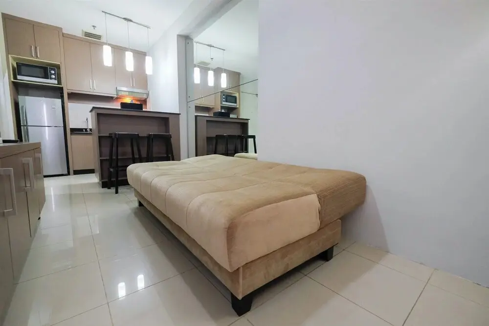 Джакарта: 2BR with Sofa Bed Cervino Tebet Apartment