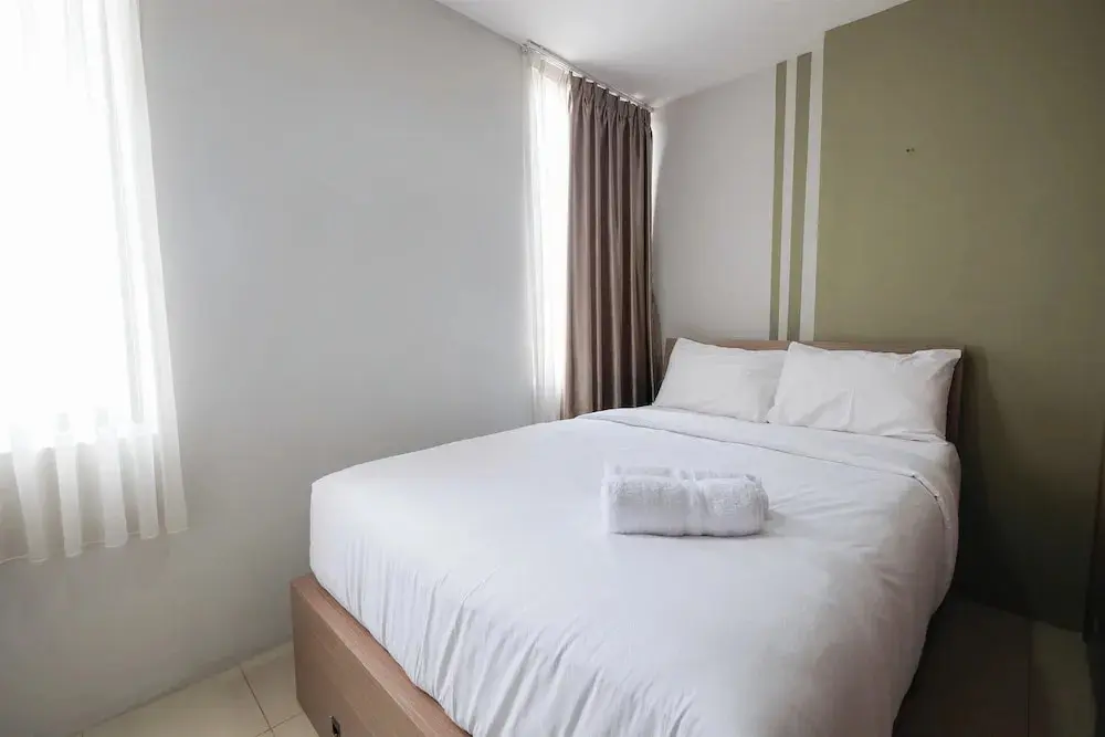 Джакарта: 2BR with Sofa Bed Cervino Tebet Apartment