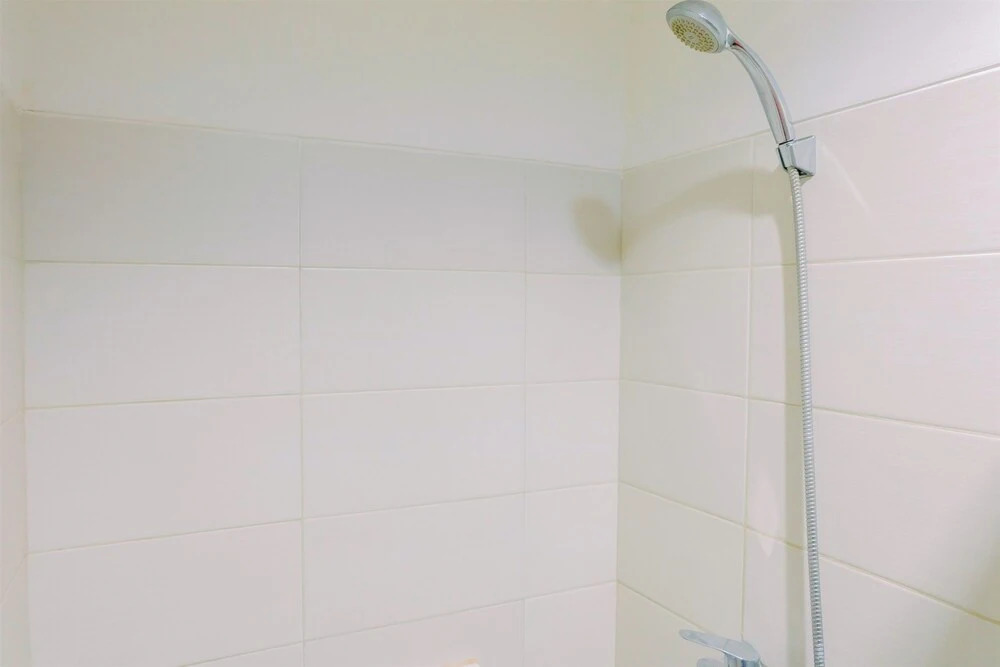 Джакарта: 2BR Apartment with City View @ Woodland Park Residence