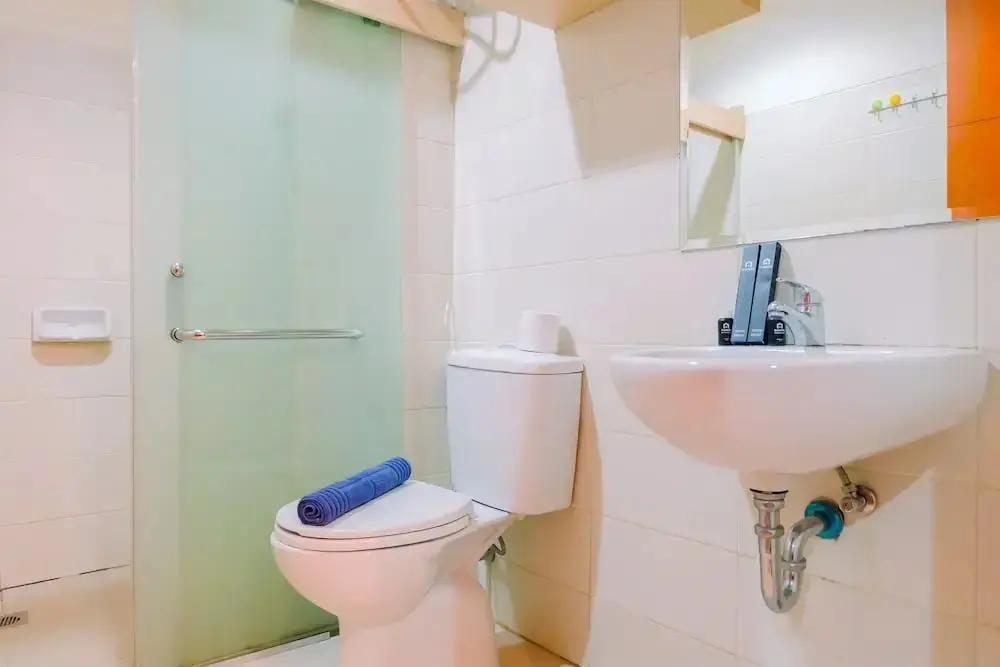 Джакарта: 2BR Apartment with City View @ Woodland Park Residence