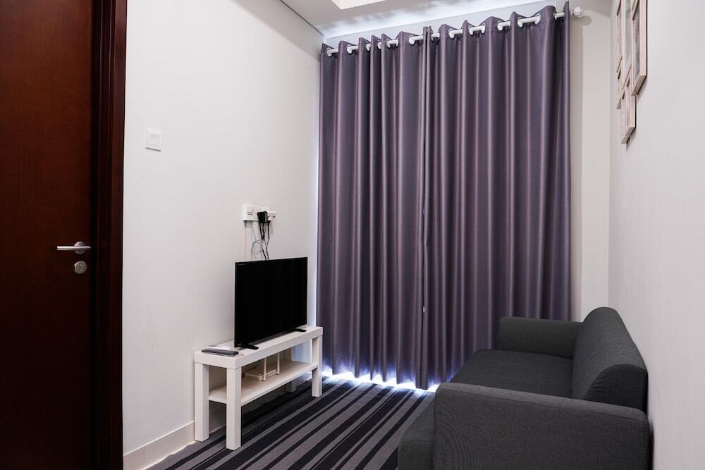 Джакарта: Affordable 1br Puri Mansion Apartment