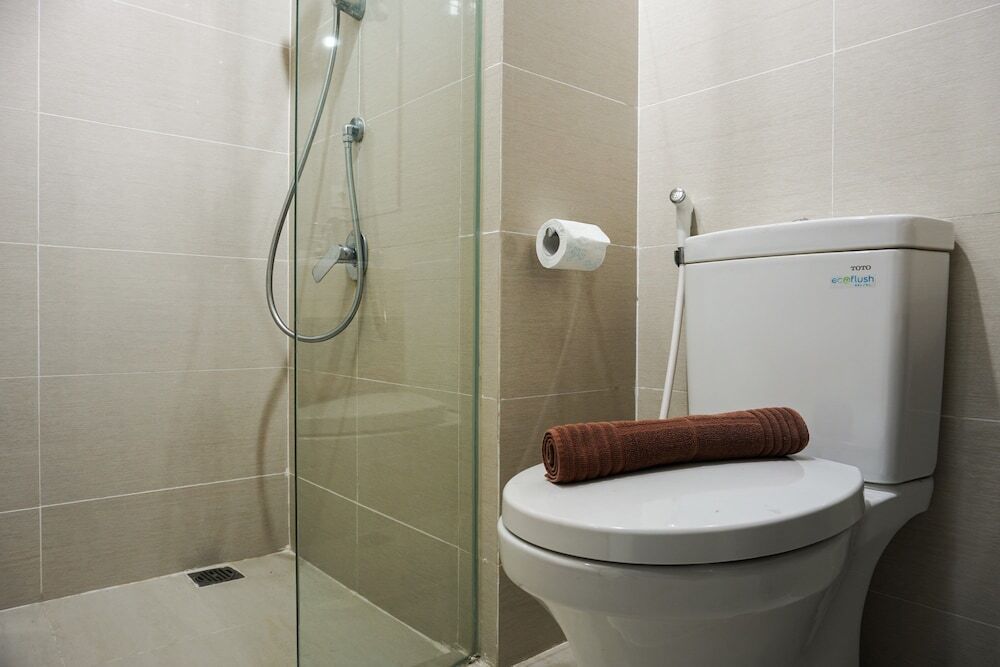 Джакарта: Affordable 1br Puri Mansion Apartment