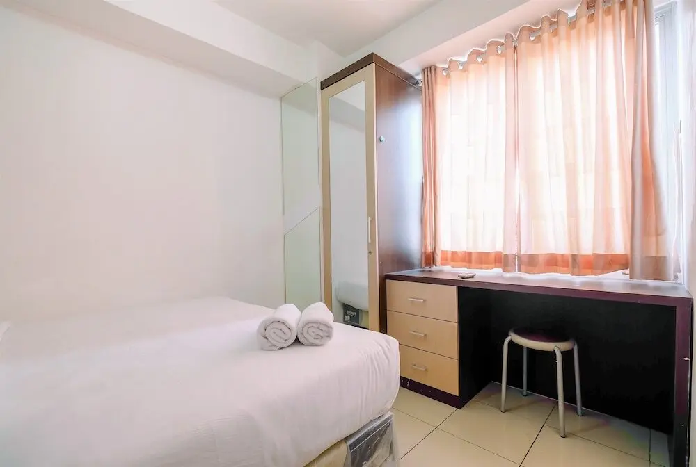 Джакарта: Modern and Cozy 2BR Apartment at Green Palace Kalibata