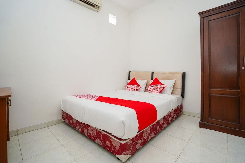 Сурабая: OYO 1281 Home Stay 83