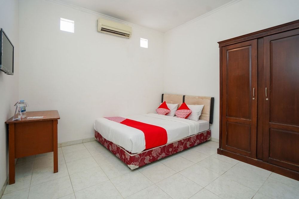 Сурабая: OYO 1281 Home Stay 83