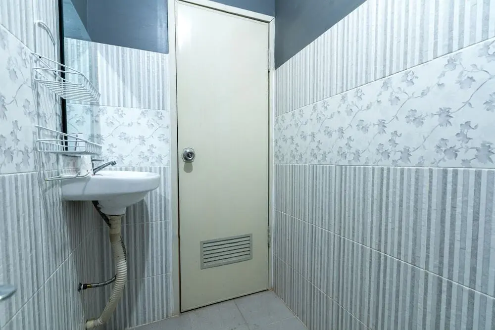 Джакарта: Oyo 1421 Kasmaran Guest House Syariah